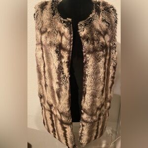 Women’s Vest (Size S)